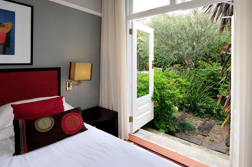 Barry Hall Apartments เคปทาวน์ ภายนอก รูปภาพ